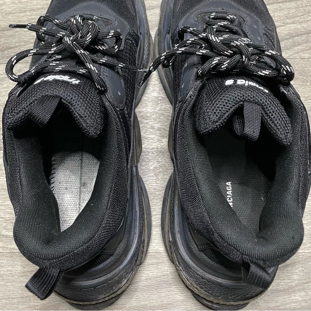 Balenciaga Triple S Clear Sole Sneakers - Picture 5 of 7